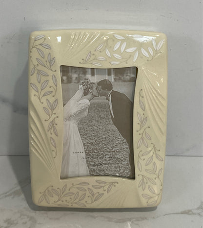 Lenox Framed Box