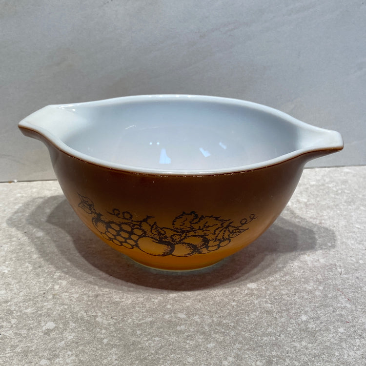 Pyrex Old Orchard Bowl 441