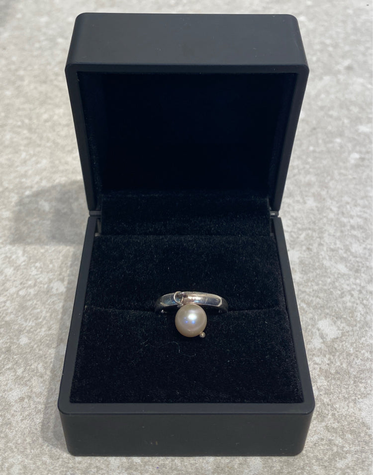 Sterling Ring - Size 6