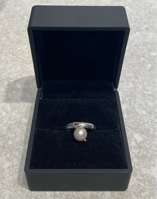 Sterling Ring - Size 6