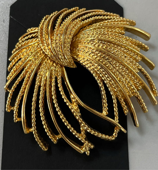 Monet Pin