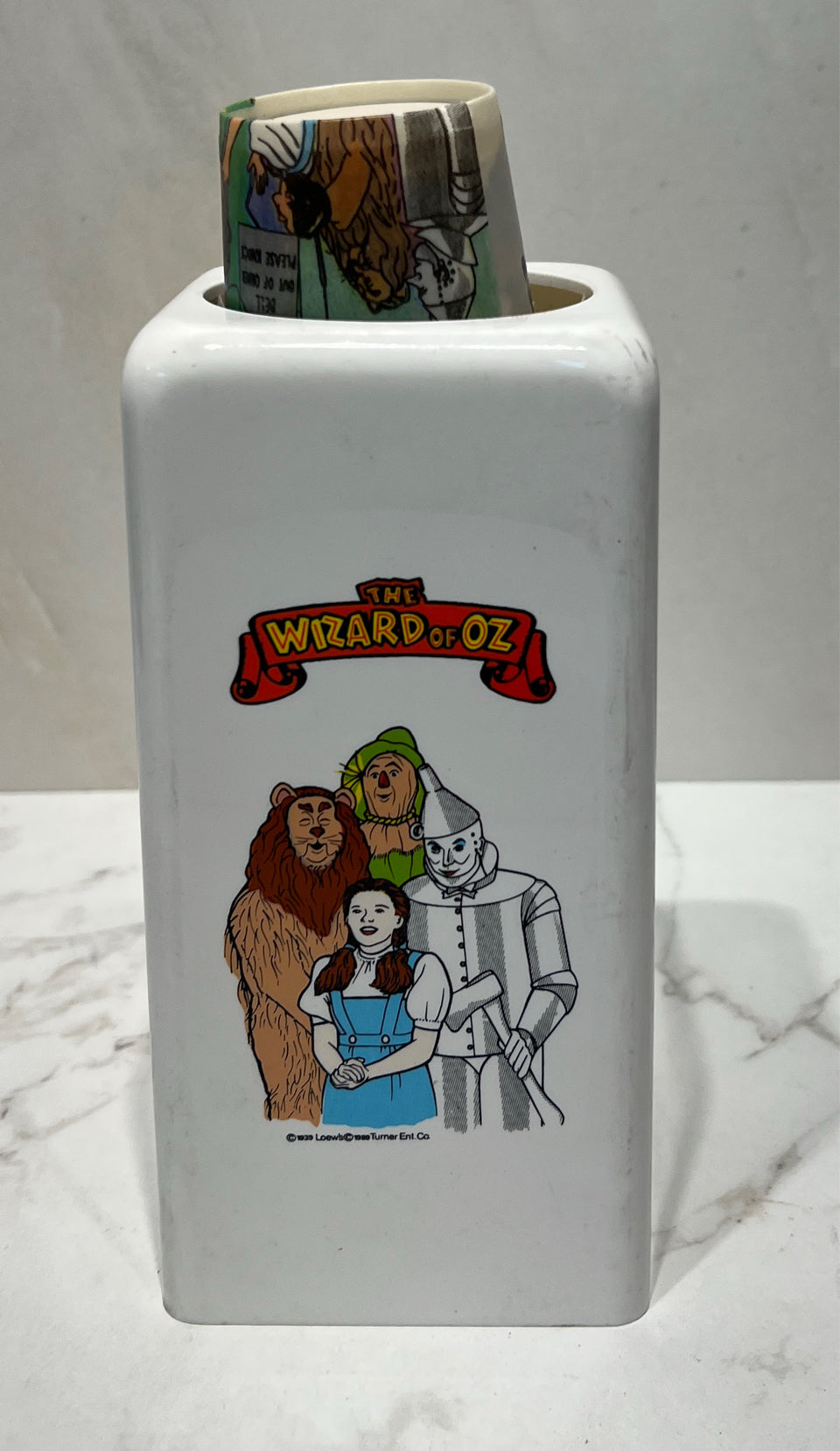 Wizard Of Oz Cup Dispenser