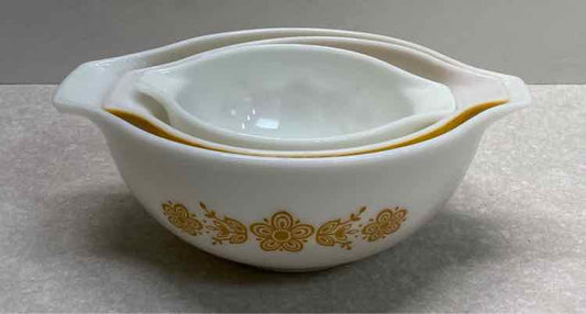 Butterfly Gold Pyrex 3 Pieces