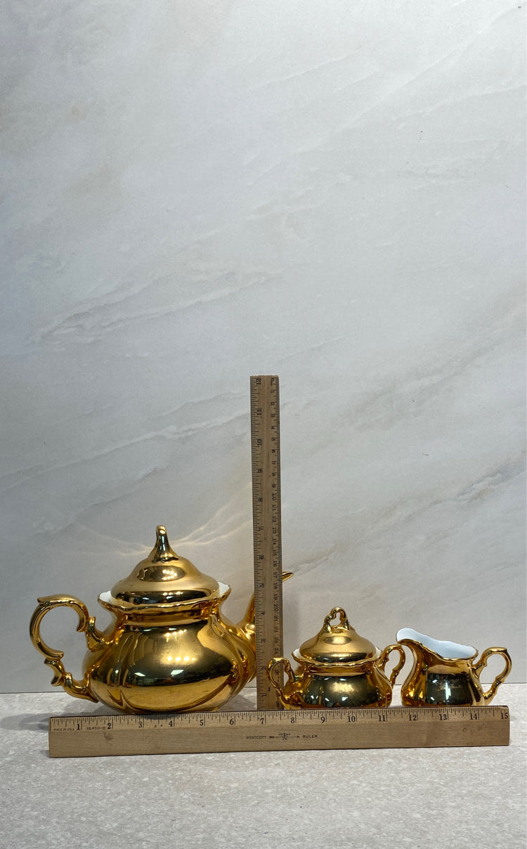 Bavaria Teapot, Sugar, and Creamer