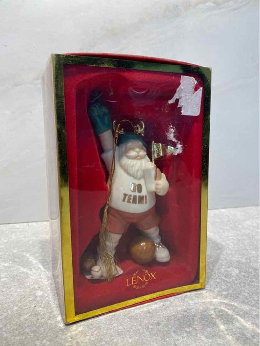 Lenox Santa