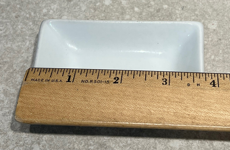 Lot of 8 Dishes