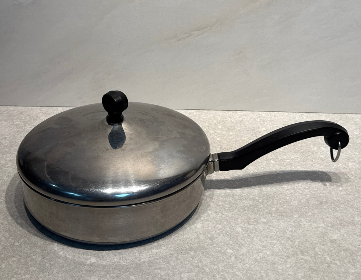 Covered Farberware Pan