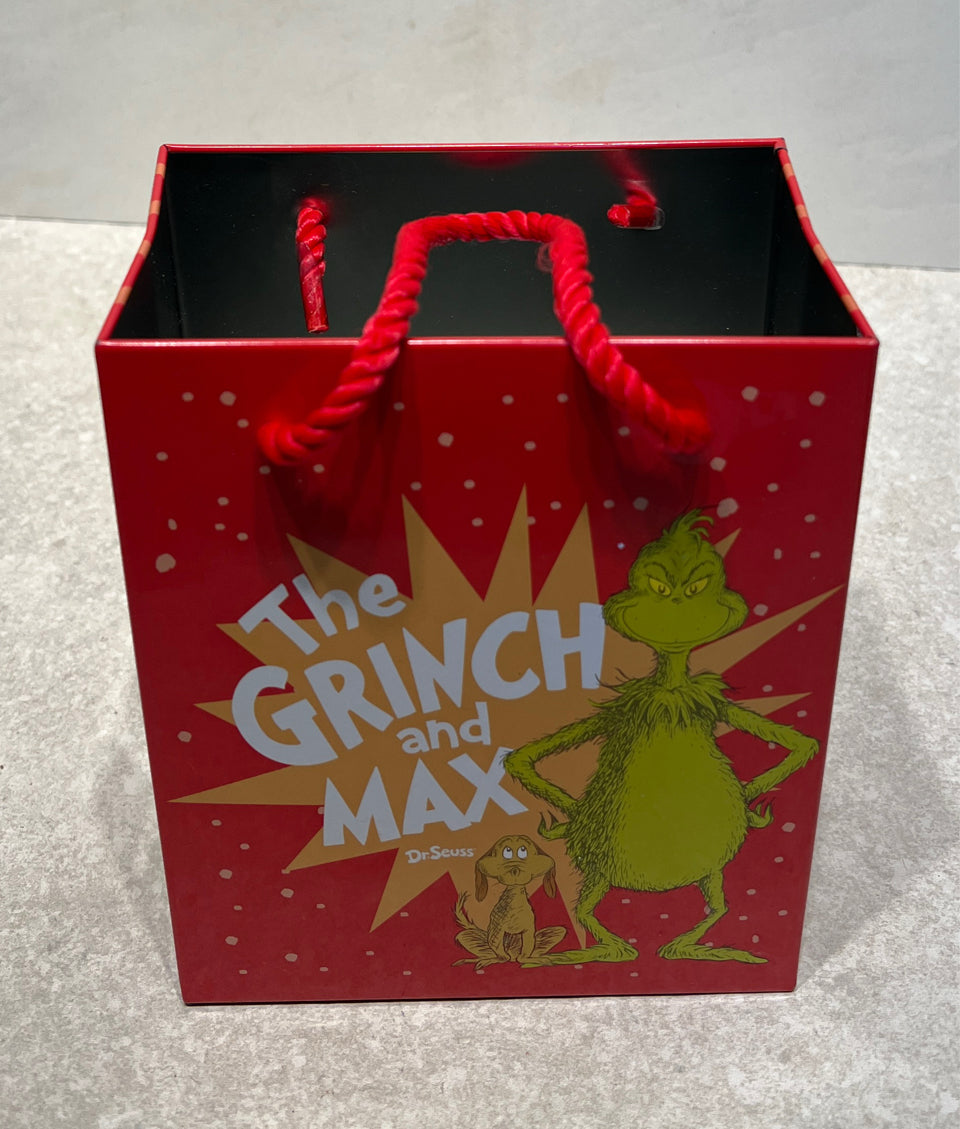 Grinch Bucket