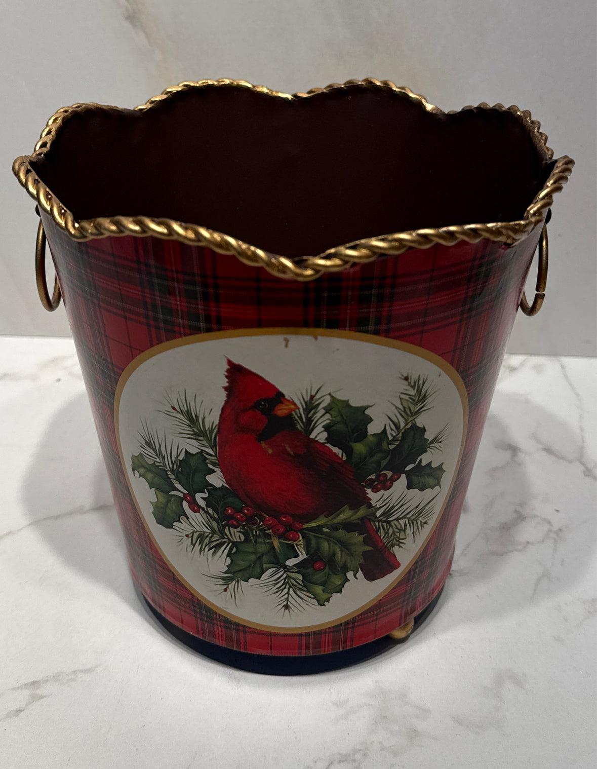 Cardinal Bucket