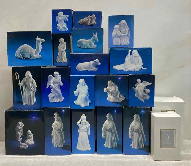 Avon Nativity Set