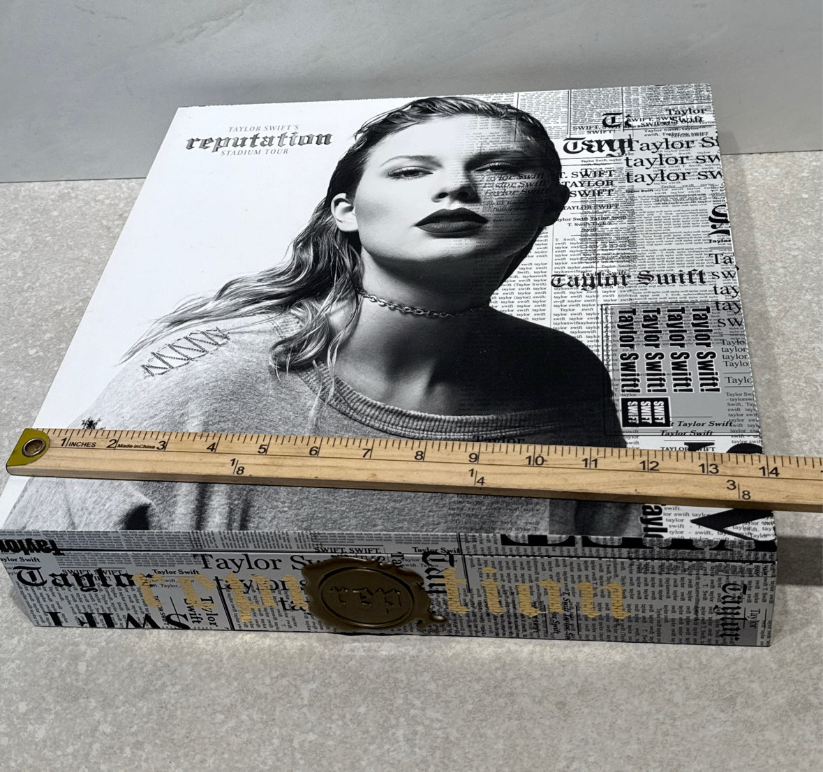 Taylor Swift Reputation Stadium Tour Box