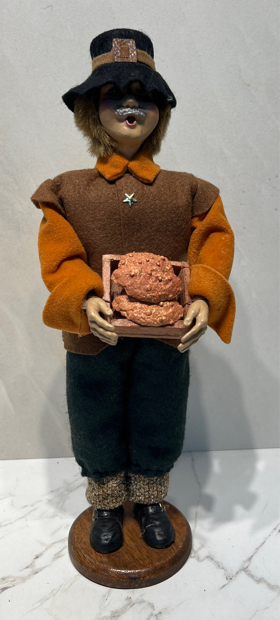 Figurine