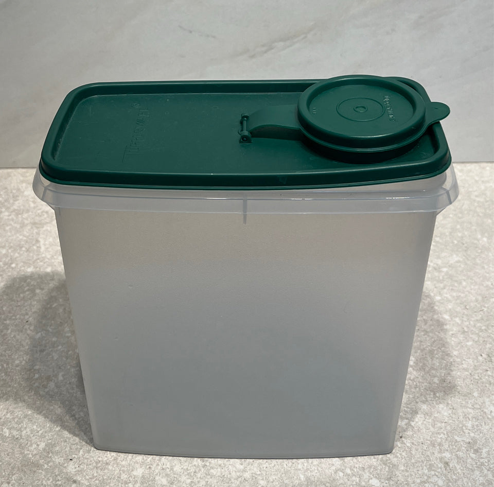 Tupperware Container
