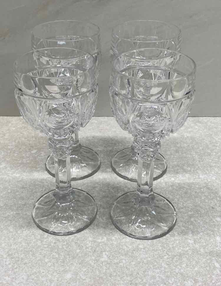 Set of 4 Glasses