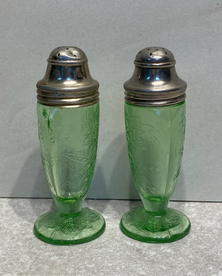 Uranium Glass S + P