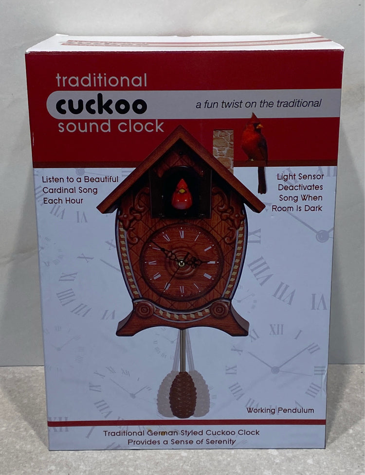Singing Cardinal Cuckoo Clock