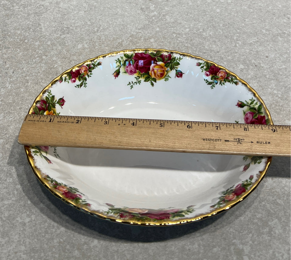 Royal Albert Serving  Bowl