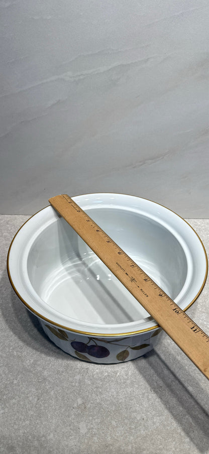 Evesham Covered Bowl