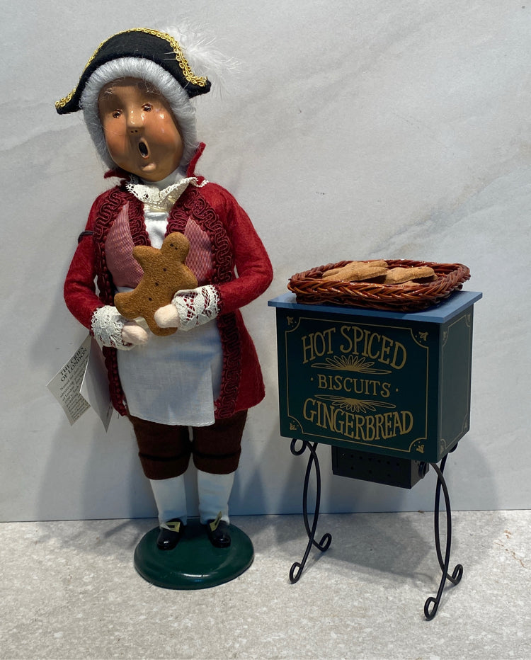 Byer's Choice with Gingerbread Stand