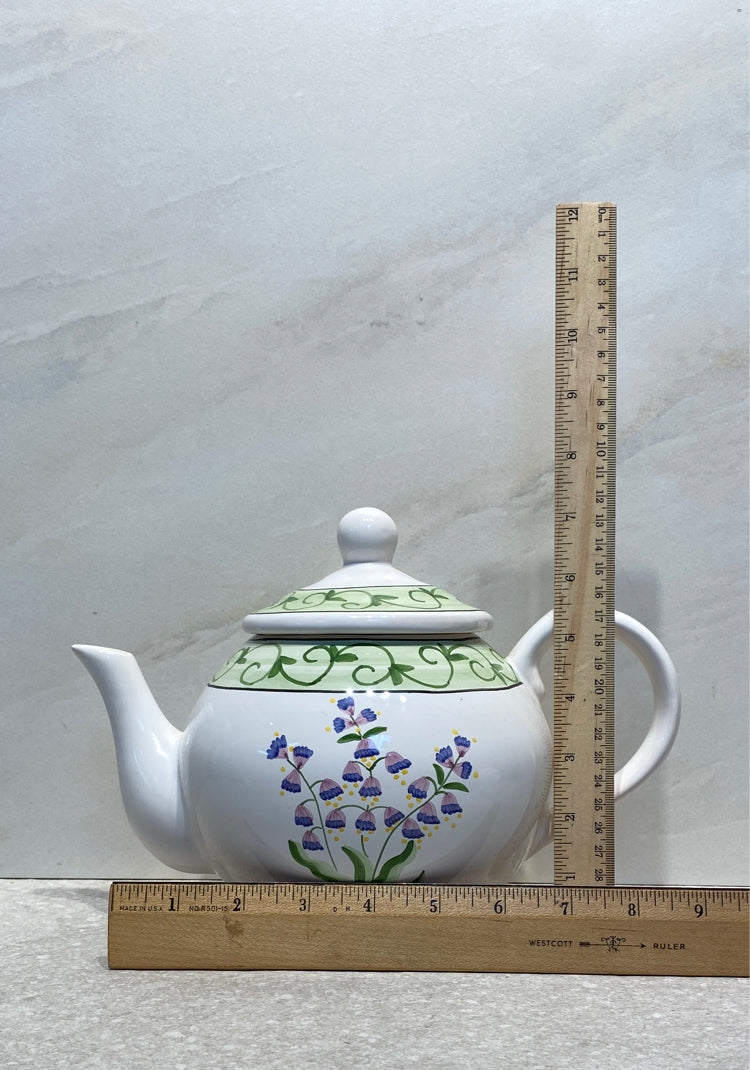 Teapot, Sugar and CReamer