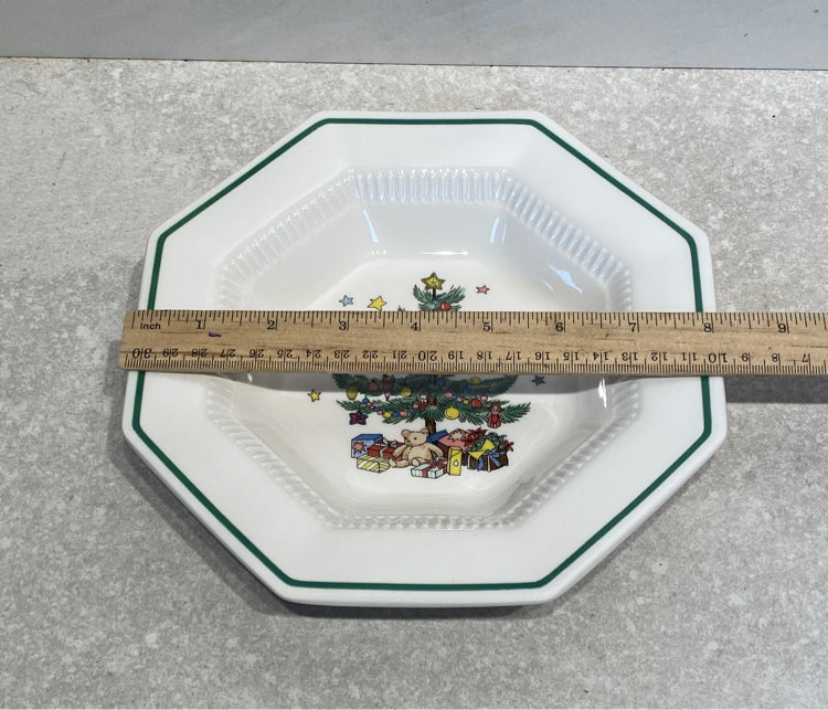 Set of 4 Nikko Bowls