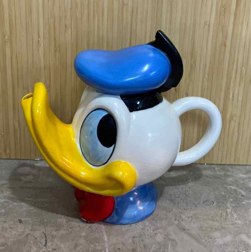 Donald Duck Teapot