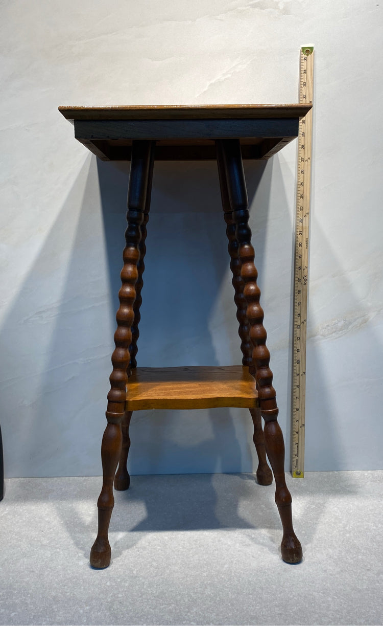 Oak End Table