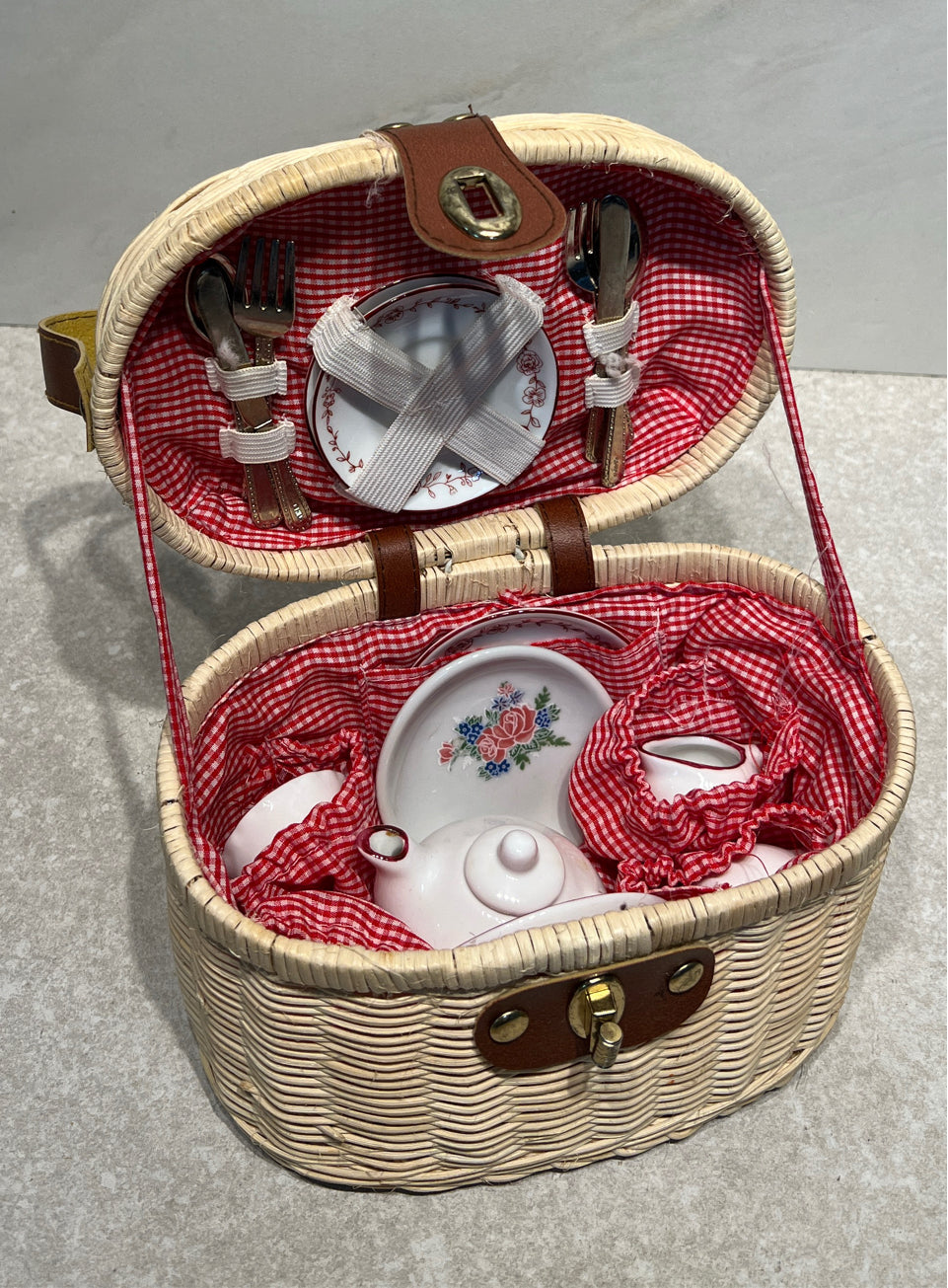 Mini Picnic Basket