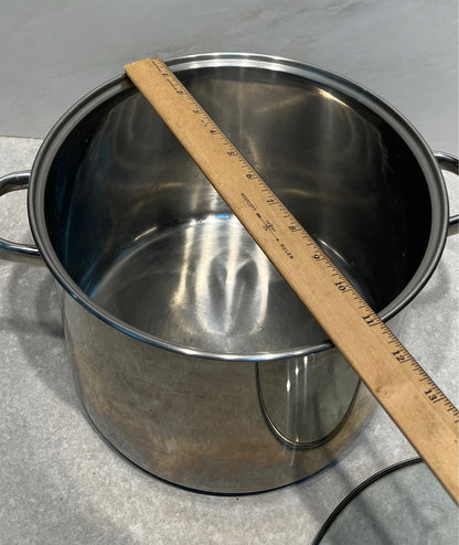 Covered Lusterware Pot
