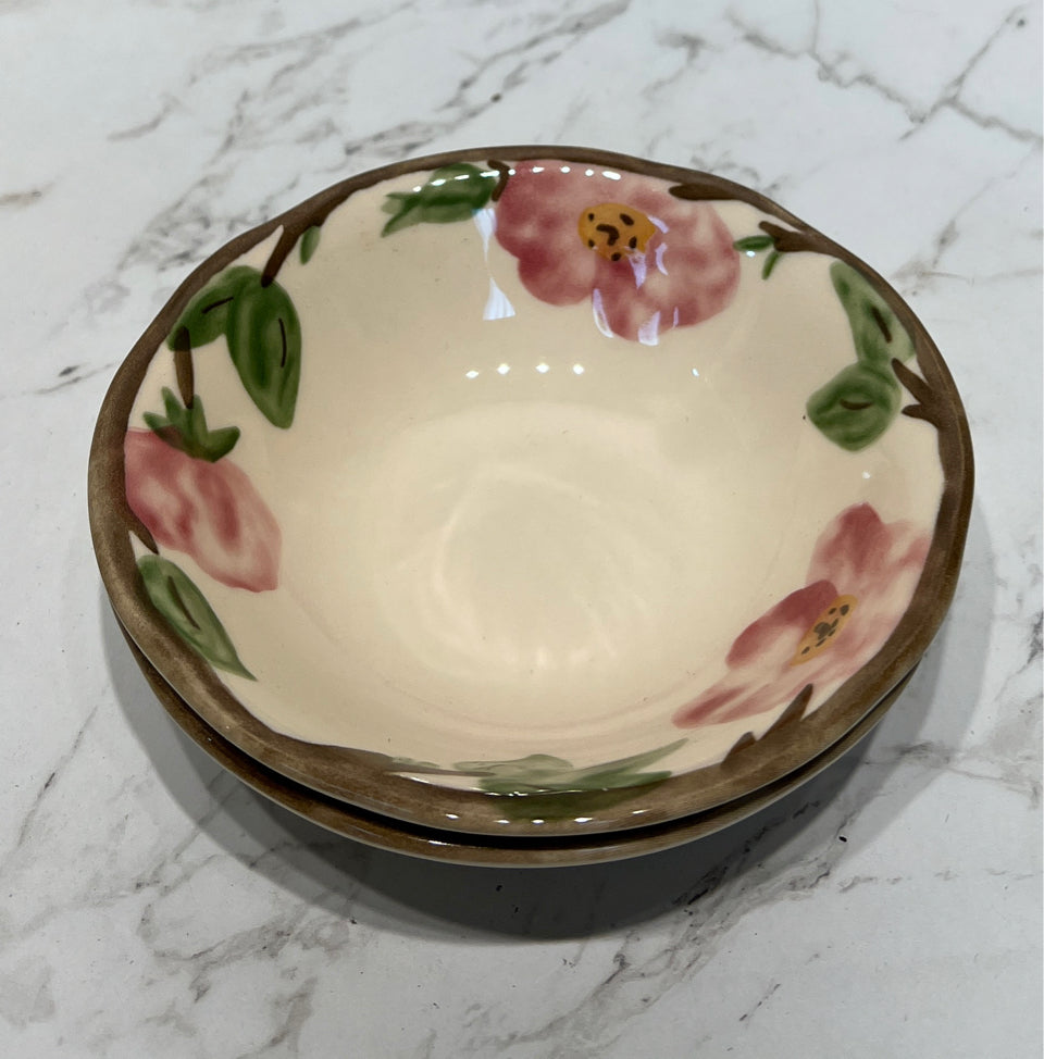 Set of 2 Franciscan Bowls