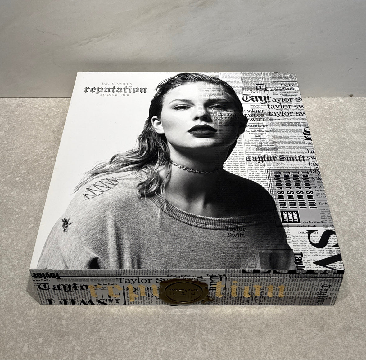 Taylor Swift Reputation Stadium Tour Box