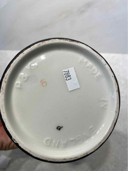 Kensington Post Teapot