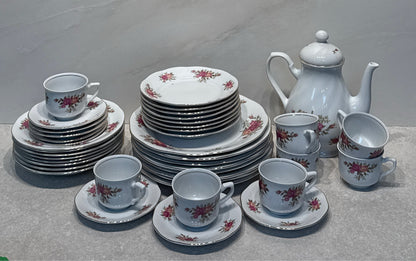 Poland Rose Garden Dinnerware Set