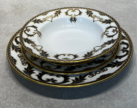 Set of 4 Royal Crown Derby Majesty Dishes