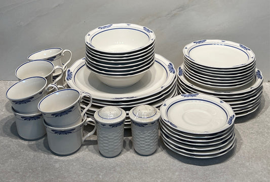 Noritake Dutch Tile Dinnerware Set