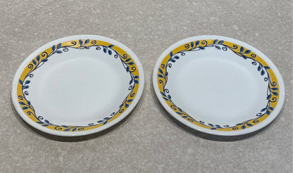 Set of 2 Corelle Plates