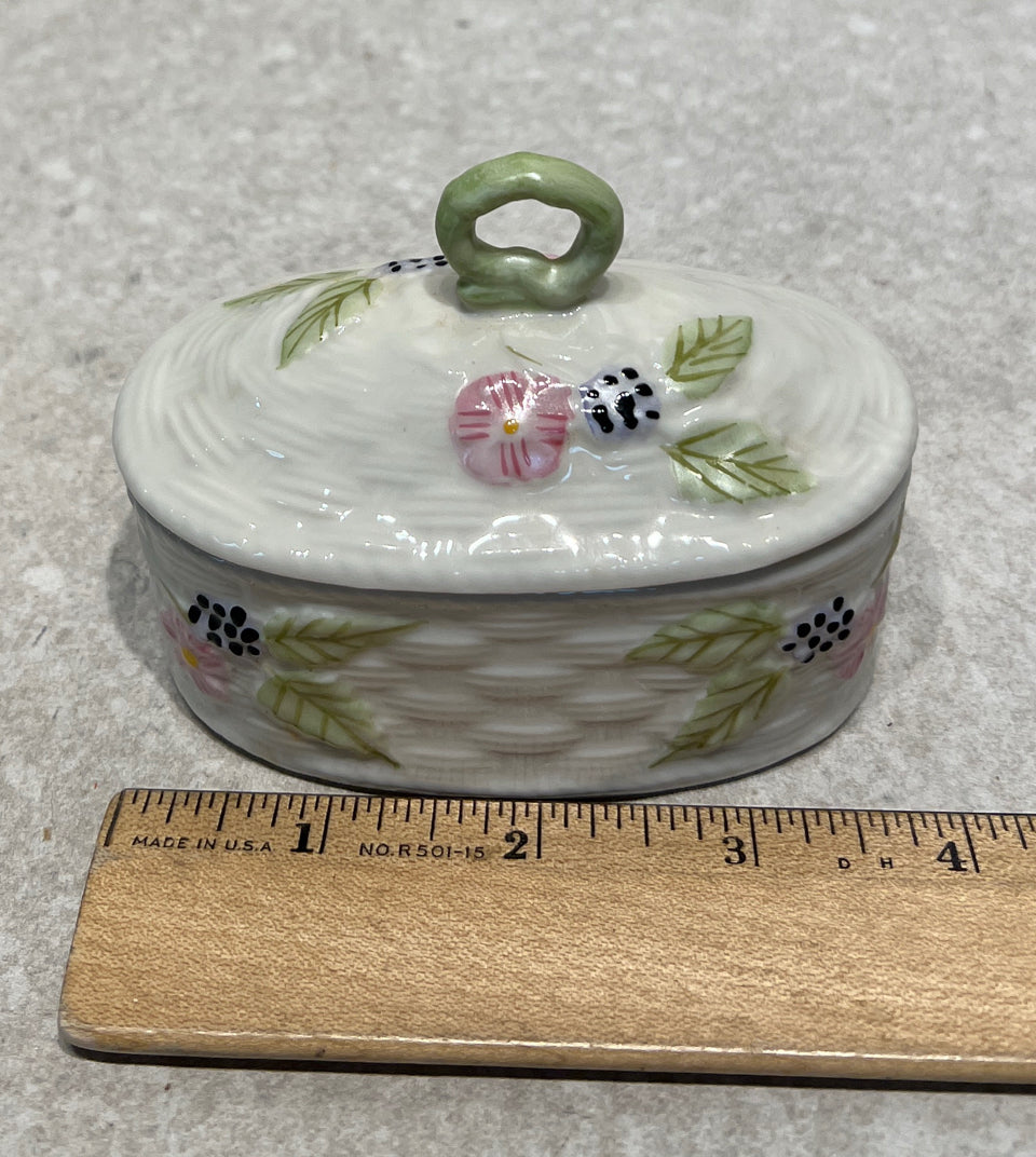 Belleek Covered Bowl