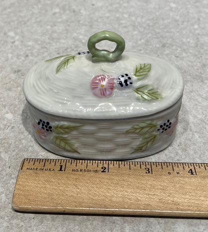 Belleek Covered Bowl