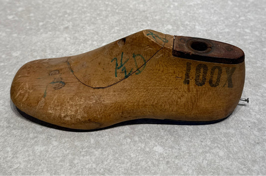 Shoe
