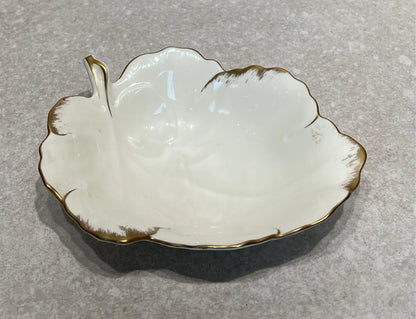 Mikasa Leaf Bowl