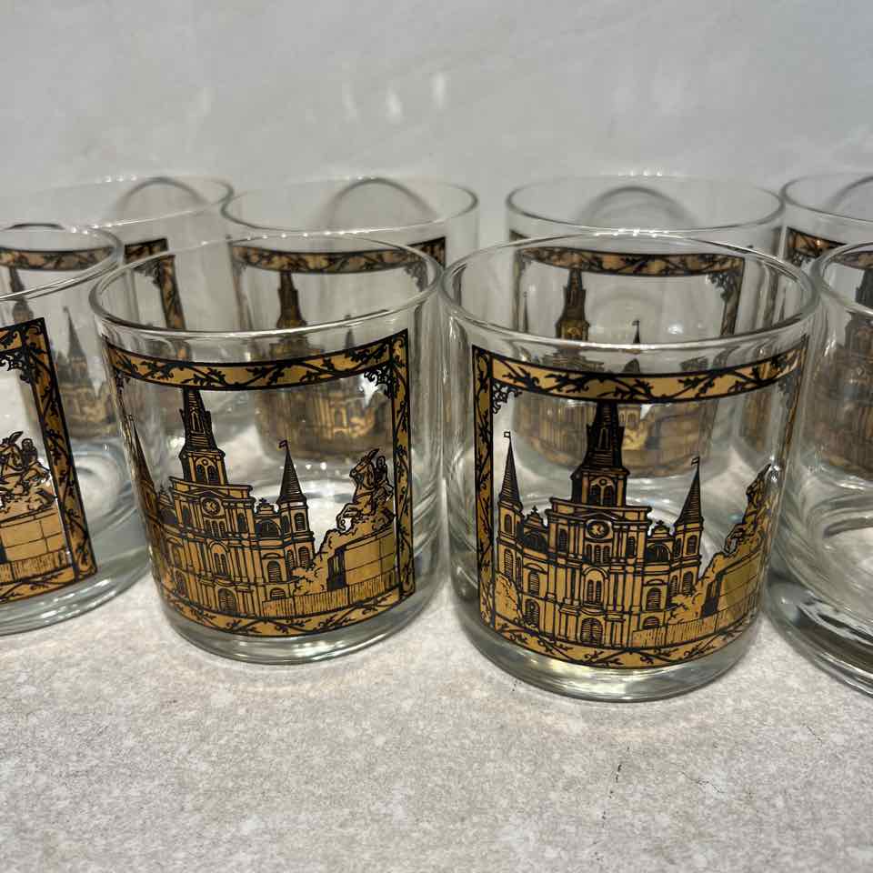 Set of 8 Glasses