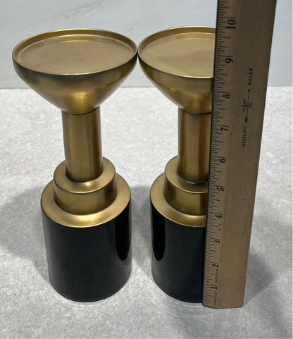 Set of 2 Candleholders