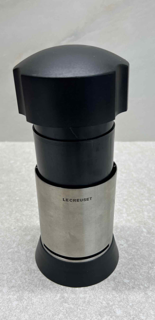 Le Creuset Herb Grinder