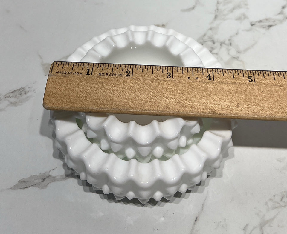 Set of 2 Milkglass Bowls