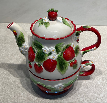 Temptations Strawberry Teapot