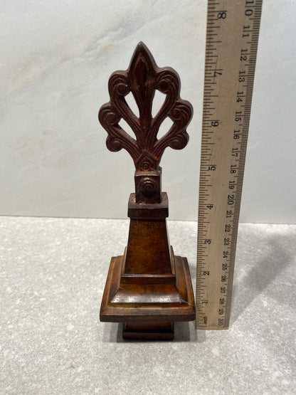 Finial Decor