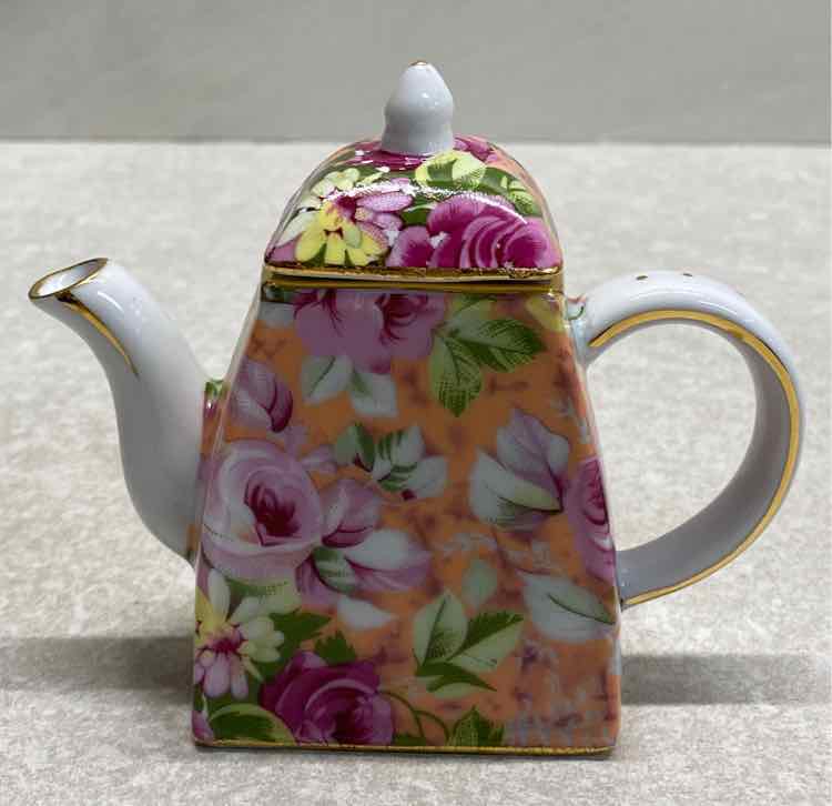 Teapot