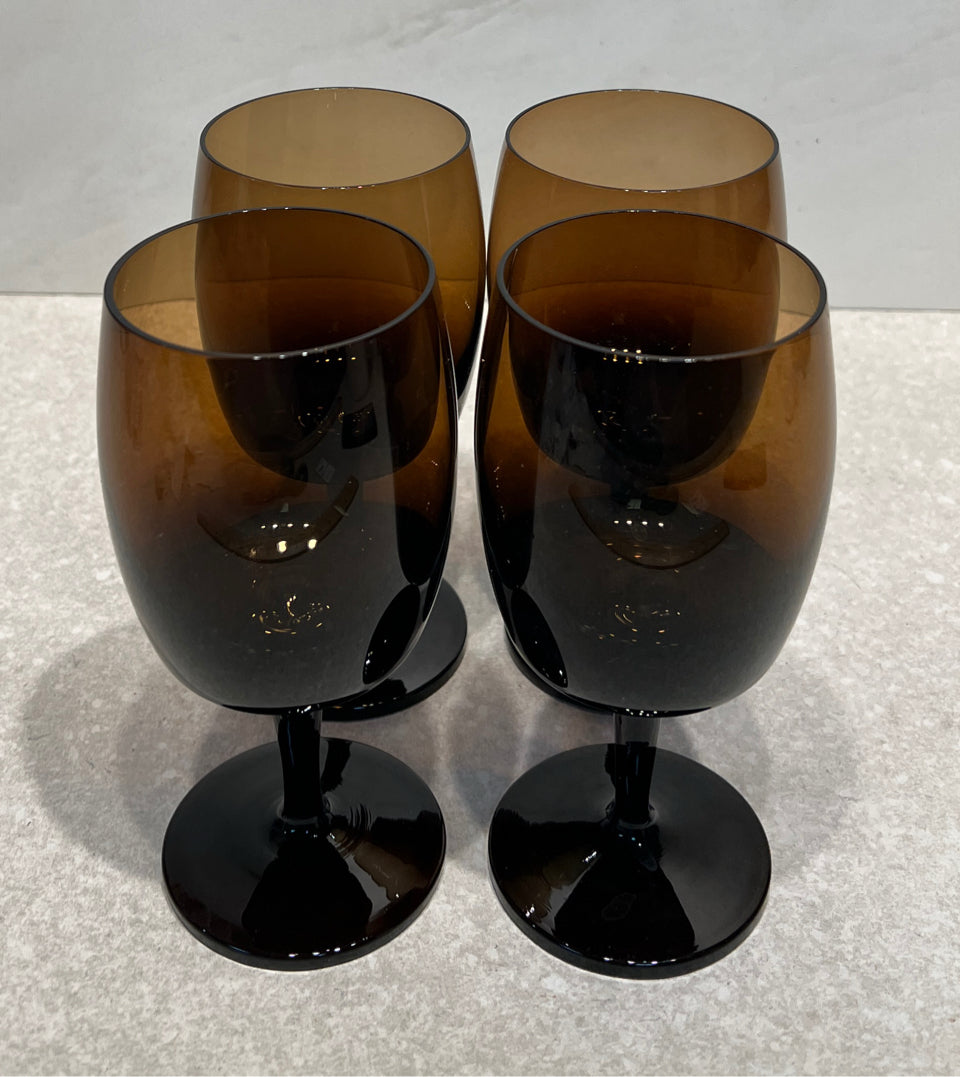 Set of 4 Glasses
