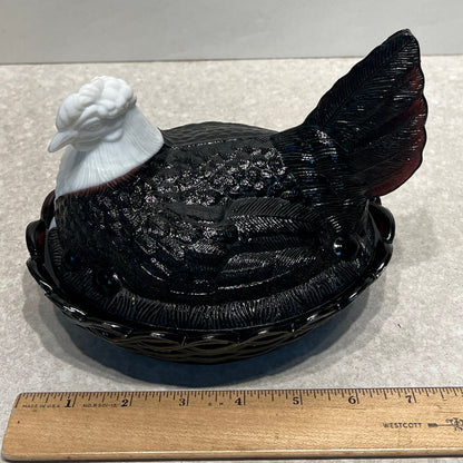 Covered Amethyst & White Slag Hen