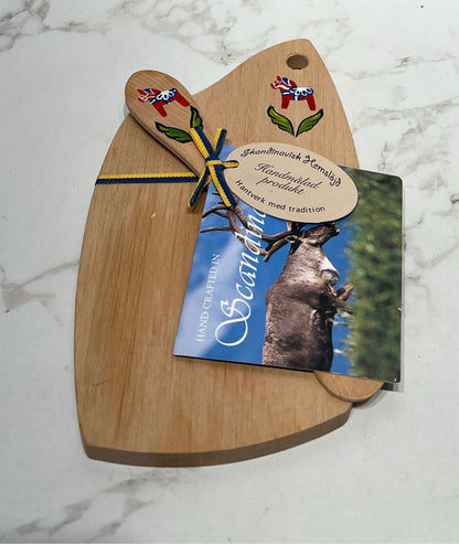 Board with Spreader